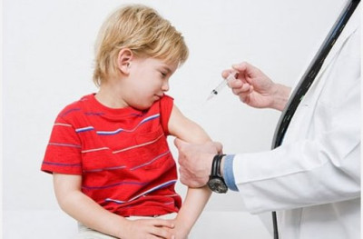 Tiêm vacxin cho trẻ – 12 loại vacxin cần tiêm cho trẻ